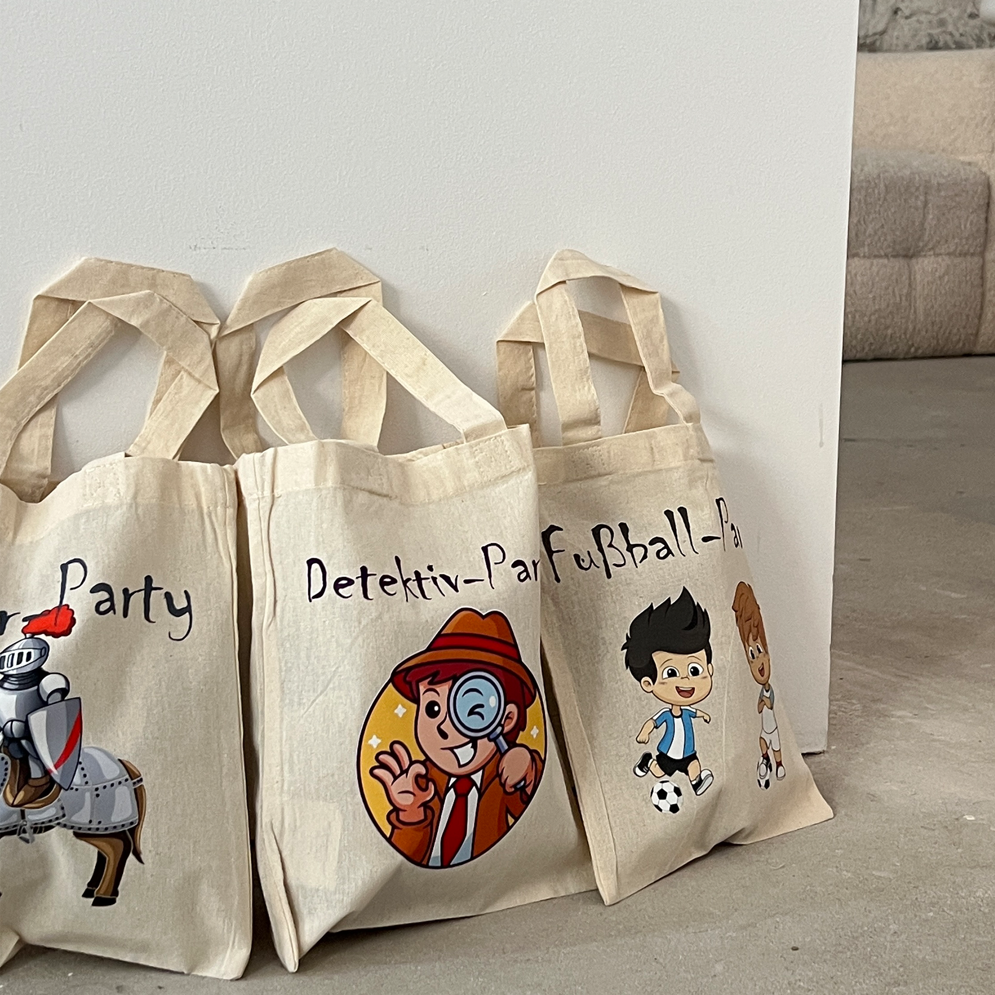 Hüpfburg Trampolin Kindergeburtstag Party Mitgebsel Taschen Beutel im 5er Set Hüpfburg Trampolin Kindergeburtstag Party Mitgebsel Taschen Beutel im 5er Set